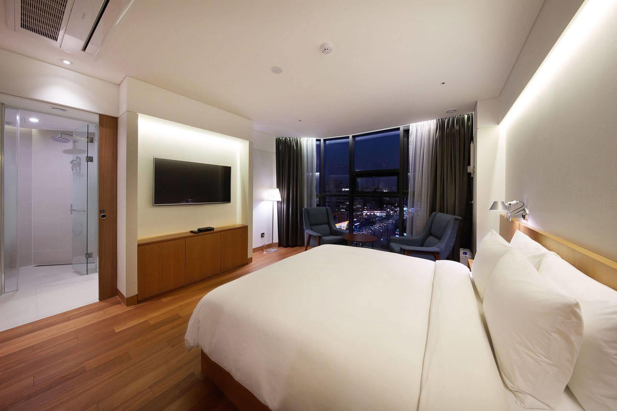 Standard Hotel Seoul Exterior foto