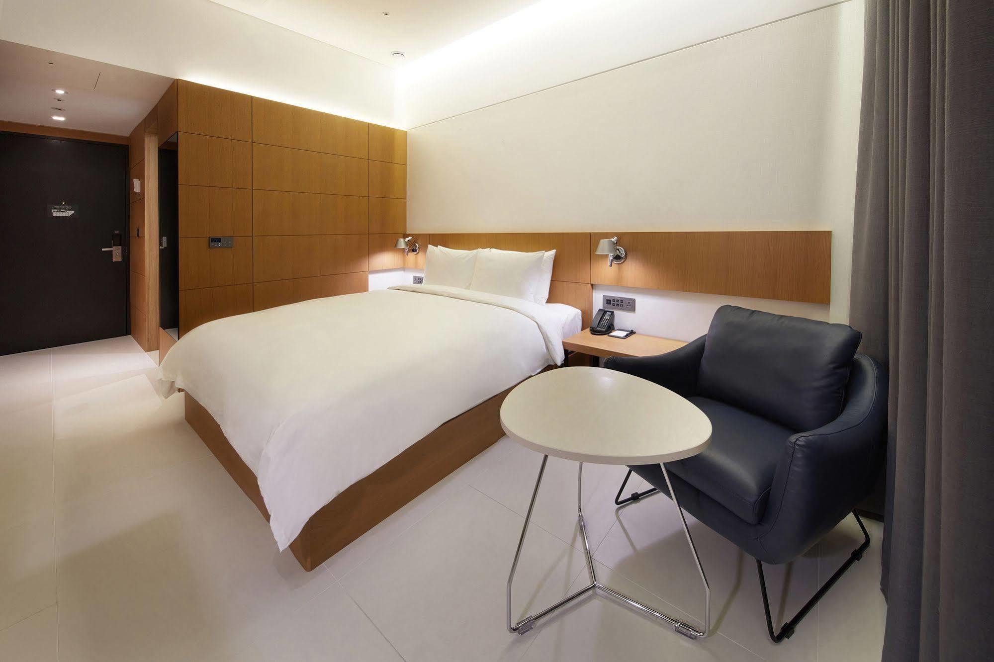 Standard Hotel Seoul Exterior foto