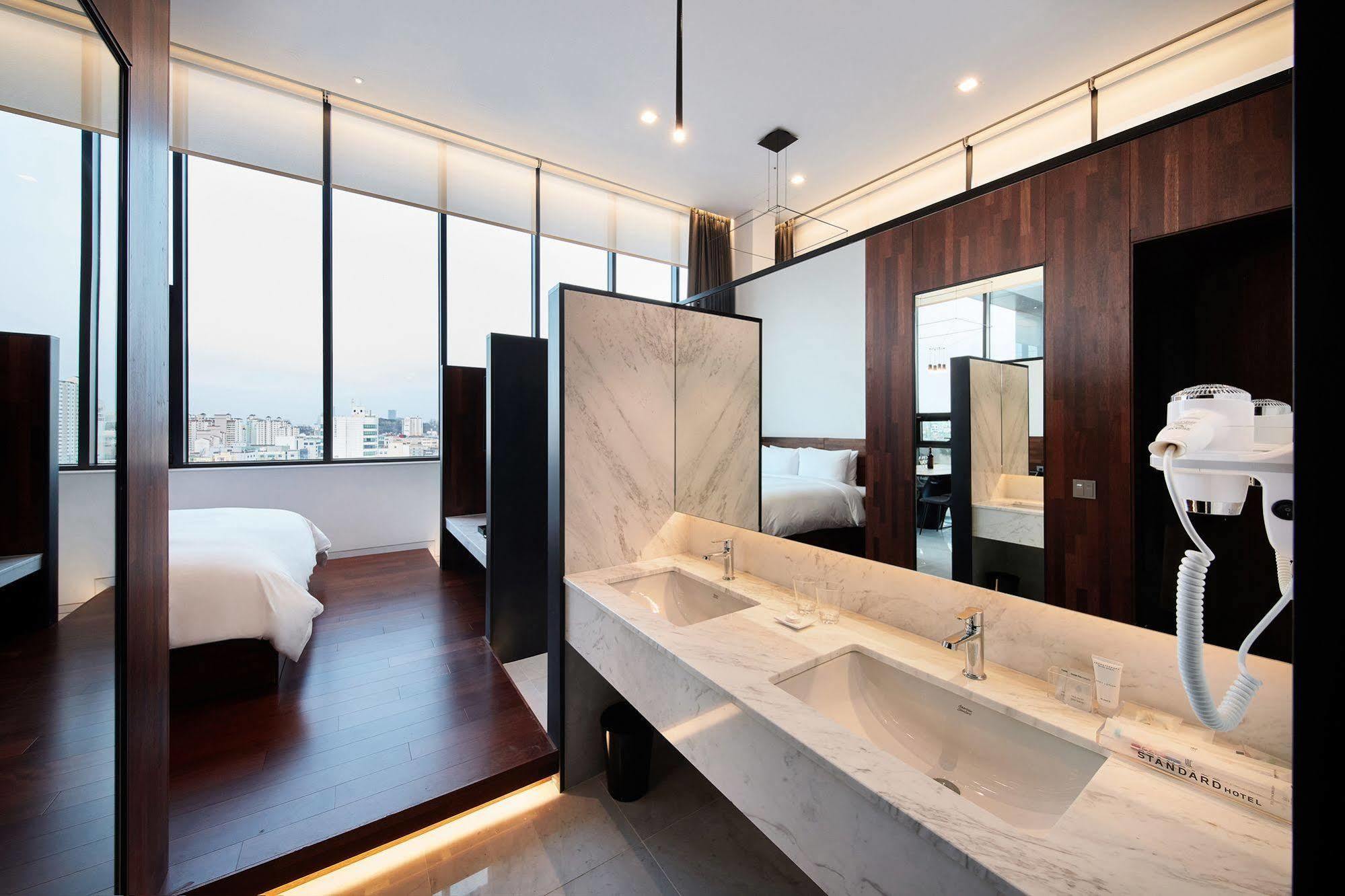 Standard Hotel Seoul Exterior foto